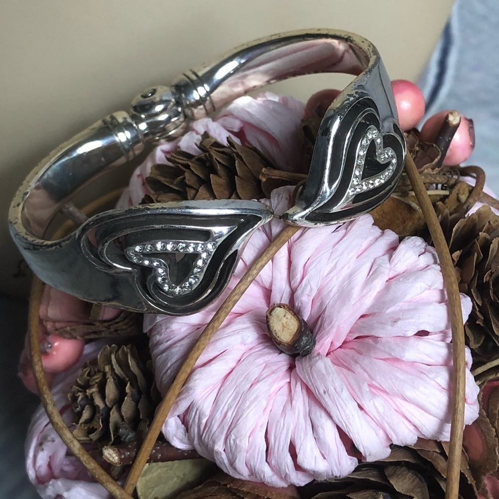 Brighton hing heart bracelet